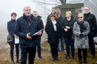 Formand for FællesBo Freddy Horsleben i forbindelse med et første spadestik-arrangement i Sunds. Foto: Flemming Hansen
