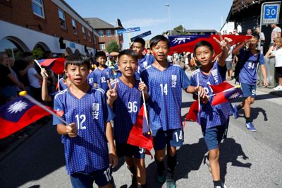 Det har ikke været muligt at skaffe et billede af det pigehold, der gæster cuppen i år, men i 2018 så det sådan her ud, da et andet hold fra Taiwan besøgte Vildbjerg.
