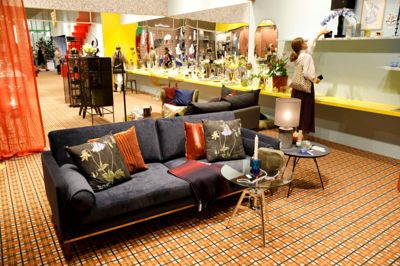 På Formland-messen fremvises en stue, hvor man har blandet mormorstil med nyt design. Det er ifølge modeeksperter populært blandt mange unge. ?Foto: Henrik Ole Jensen