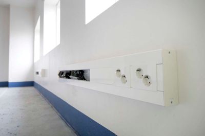 Selv om der ifølge sparekataloget ikke skal være fjernsyn på sengestuerne i Gødstrup, bliver installationerne under alle omstændigheder lavet, så der kan eftermonteres fjernsyn. ?Foto: Tom Laursen
