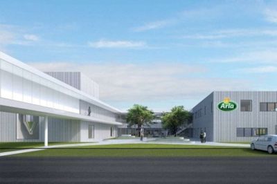 - Arla ligger, hvor de gør, fordi det er der, køerne bor. De skal have mælk ind for at lave deres produkter, og så skal de selvfølgelig bo i et landbrugsområde, og deres innovationscenter skal jo også ligge sammen med deres produktion, siger Hans Jørn Mikkelsen, som er direktør i Ringkøbing-Skjern Erhvervsråd. ?Illustration: Arla