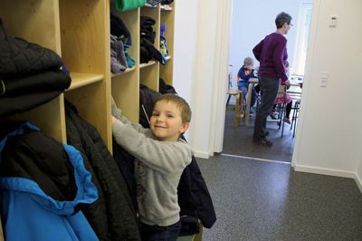 Fritidshjem og SFO i Herning Kommune er i dag ens. Der er ifølge Herning Kommune de samme krav til plads til børnene og hvor mange voksne, de skal have omkring sig. Men forskellen er, at i en SFO kan kommunen hæve forældrenes betaling for pasningen af deres børn efter skole.?foto: kim kristensen