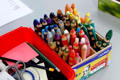 Børnehuset Stjernen i Tjørring vil miste halvdelen af sine indtægter, når fritidshjemmet lægges ind under skolen og bliver en SFO. Det vil ramme de mindste børn i vuggestuen, fordi børnehuset i dag kan flytte personale fra de store til de mindste børn for at styrke normeringen.? foto: flemming hansen