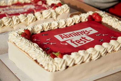 Der er kaffe og kage til de morgenfriske, når Jem & Fix holder åbningsfest på søndag.?Foto: Hans Asmussen,
