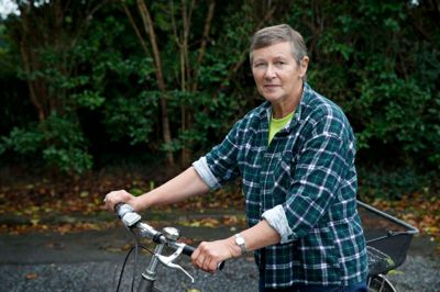 Gerda Thorsager er blandt andet frivillig hos Min Købmand, hvor hun gør rent en gang om ugen og deler nyhedsbreve ud. Foto: Flemming Hansen