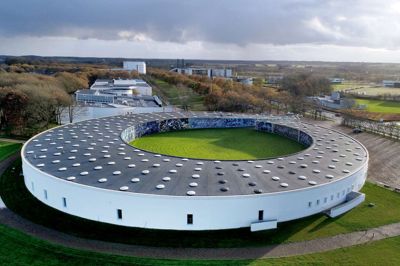 »Fantasiens leg om livets hjul« runder de 50 år - det fejres i morgen. ? dronefoto: tom laursen