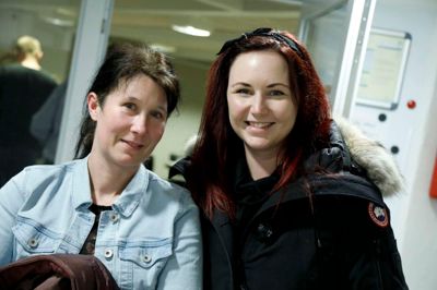 Dorthe jensen og kristina schultz:
- Vi bor på Lindevænget, og vi er ikke så glade for idéen med stisystemet, for det kommer til at være lige der, hvor vi bor. Man kan godt frygte, at det bliver et samlingssted for unge, så der vil være en masse uro. Vi har ikke været med til de workshops, der er blevet holdt, og vi ved egentlig ikke helt, hvordan vi kan undgå det stisystem. Foto: Henrik Ole Jensen