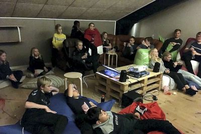 Der er stor opbakning til ungdomsklubben blandt de unge i Sørvad, men det har knebet lidt med at finde voksne til bestyrelsesarbejde og lederposter. Det lykkedes omsider onsdag aften. ? Foto: Privatfoto