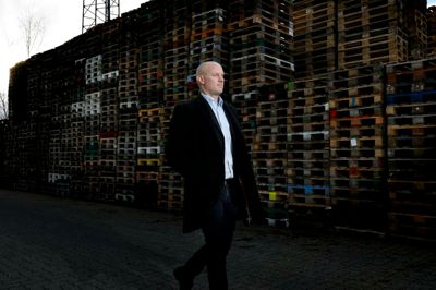 Daniel Dal havde intet kendskab til emballagebranchen, da han skiftede til Stea A/S. Baggrunden som advokat har dog givet ham en solid ballast omkring den administrative del af at lede en virksomhed. ?Foto: Henrik Ole Jensen