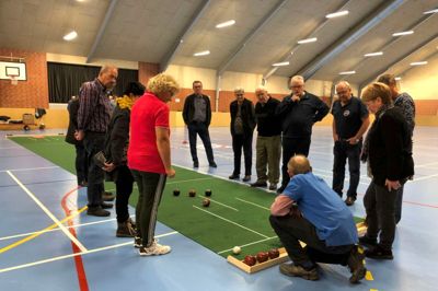 Der blev snakket og dystet i bowls og new age kurling. Foto: Privatfoto