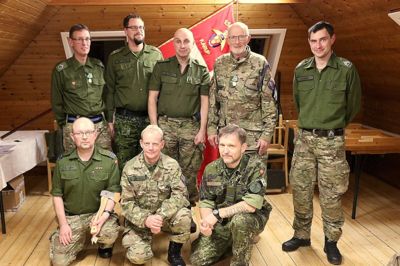 Øverst fra venstre ses Lars H. Andersen, Martin Ø. Jensen, John E. Jensen, Vagn L. Rasmussen og Kaj Hansen. Nederst fra venstre: Michael Rauh, Ryan Kristensen og Steen Hansen. Foto: John Valdemar Nielsen