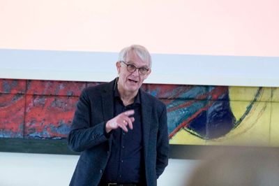 Foredragsholder Preben Kok taler om at slippe livet fri, og han er blevet anbefalet til Doris Nielsen. Her er Preben Kok fotograferet til højskoledag i Aulum Fritidscenter sidste år. ?Foto: Tom Laursen