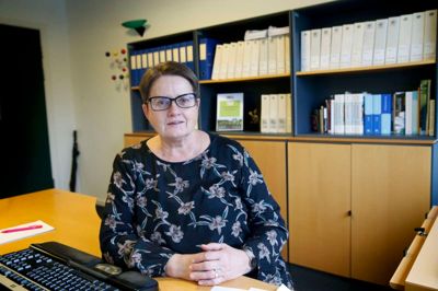 Ellen Marie Vestergaard har kontor på Torvet i Herning. Men hun er der sjældent, da hun som noget af en arbejdshest er enten ude hos kunder eller til netværksarrangementer. Men hun nyder at arbejde og sætter pris på livet som selvstændig. ?Foto: Flemming Hansen
