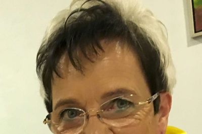 Birgit Rosengaard Nielsen fra Studsgård er, ifølge sin yngste datter, Helle, »en ildsjæl med et lyst sind«, »fantastisk til at lave mad og god til at holde fast i traditionerne«, og »kendetegnende er, at der altid er kaffe på kanden, og Birgit byder hjerteligt velkommen til alle«. ? Foto: Privatfoto