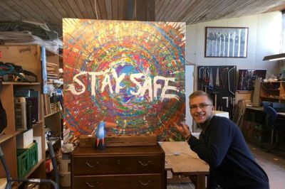 Jens Andersen bruger det meste af sin fritid i »Jenno's Galleri«, som han åbnede efter et behandlingsforløb for misbrug. ?Foto: privatfoto