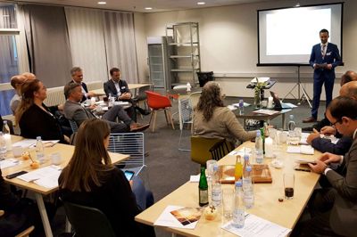 Henrik Kjeldsen fra Herning Kommune bød velkommen til arrangementet, som kommunen var medarrangør af. Foto: Allan Boye Thulstrup/Herning Kommune