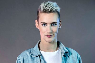 Sigmund Trondheim - kendt som Sigmund fra X Factor - er 23 år og fra Sørvad. Det er første gang, han stiller op til Dansk Melodi Grand Prix 2019 i Herning. ?Foto: PR Foto