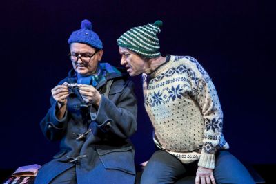 Niels Ellegaard og Henrik Lykkegaard er på scenen i »Livet, hvor svært ka' det være?« ?Foto: Thomas Petri