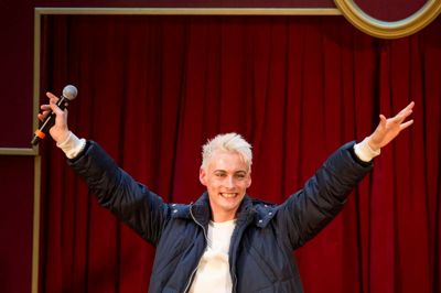 Sigmund sang i herningCentret. ?Foto: Tom Laursen