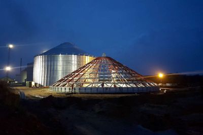 Byggeriet lignede nærmest noget fra en månebase, da man lavede de store siloer. ?Foto: PR-Foto
