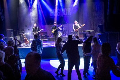 I år spiller Gasbox til Vildbjergfesten for tredje gang i træk. Bandet er et populært indslag, men næste år kan der alligevel stå et nyt navn på scenen. ?Foto: Tom Laursen