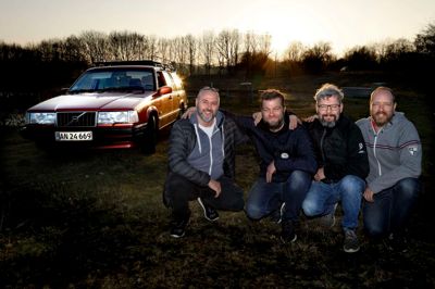 Vi bryster os af at skabe oplevelser for livet. Det kan godt være noget af et antiklimaks at komme hjem igen, lyder advarslen fra arrangørerne til Søren Led-Jensen (t.v.), Søren Nikolajsen, Jesper Skovlund Nielsen og Johnny Fonnesbech fra Gjellerup, som skal deltage i løbet til sommer. ?Foto: Henrik Ole Jensen