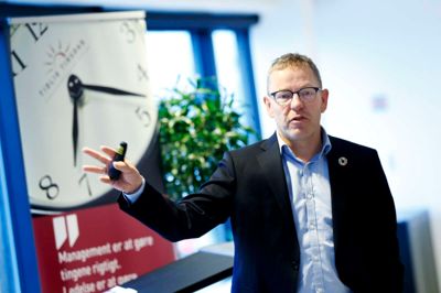 Claus Bjørn Billehøj, direktør i Den Sociale Kapitalfond, holdt i går oplæg i Mediehuset Herning Folkeblad i foredragsrækken Tidlig Tirsdag. ? Foto: Flemming Hansen