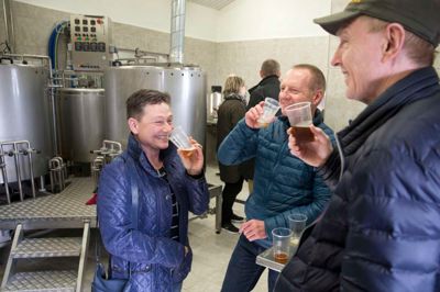 Både øllen og stemningen var god, da Borgs Bryghus lørdag slog dørene op. ? Foto: Tom Laursen