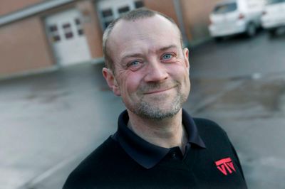 Når man ombygger et vandværk, har det naturligvis et formål: På Vildbjerg Vandværk havde både tanke og filtre gjort tjeneste i mange år, og der er udviklet nye og endnu mere effektive metoder til at producere velsmagende, rent vand, fortæller Thorbjørn Madsen. ?Foto: Henrik Ole Jensen