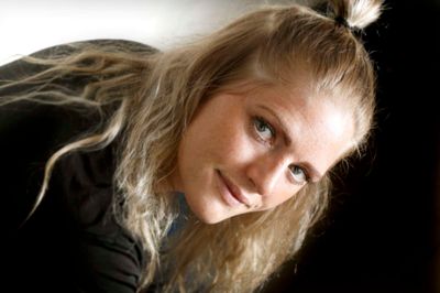 Det er måske ikke umiddelbart til at se, men Sarah Iversens personlighed er bombastisk og lige ud af posen, og det var en af hovedårsagerne til, at hun for et år siden blev hentet til Herning-Ikast Håndbold. ?Foto: Henrik Ole Jensen