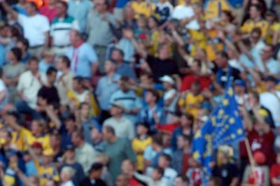 FC Midtjyllands Jesper Mikkelsen prøver at fordøje nederlaget til Brøndby i maj 2003. ?Foto: Michael Svenningsen
