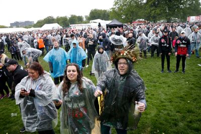 FCM-fansene har forladt Fælledparken og er klar til kamp. Foto: Flemming Hansen