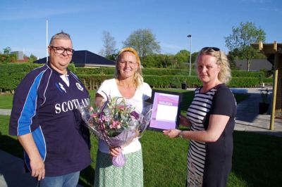 Brande Håndbold Klub blev i aftes forstyrret midt under et bestyrelsesmøde. Det er fra venstre Jan Helleberg, Karina Kjærgaard Jakobsen, Anni Lyskjær. ? Foto: Privatfoto