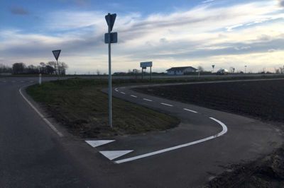 Nu kan cykelstien blive ført helt ind til Videbæk. Foto: Ole Skydt