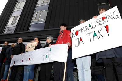 Tilbage i april viste medarbejdere fra Bytoften Bo- og Aktivitetscenter, at de går ind for en kommunalisering af centret. ?Foto: Henrik Ole Jensen