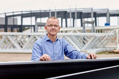Torben Larsen fra Give Steel holder foredrag på Ruskjærholm.