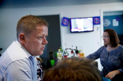 Selv om Dennis Flydtkjær fik langt flest personlige stemmer fra Dansk Folkepartis vælgere i Vestjyllands Storkreds ved seneste folketingsvalg, turde han onsdag aften ikke vide sig sikker på at blive valgt igen. ?Foto: Flemming Hansen