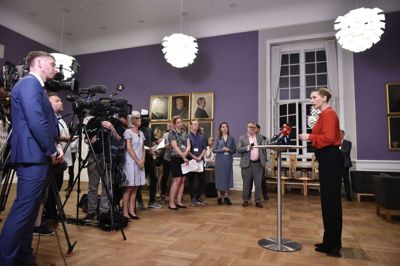Mette Frederiksen, formand for Socialdemokratiet, holdt natten til onsdag pressemøde, efter at de røde partier var blevet enige om et nyt regeringsgrundlag. Foto: Mads Claus Rasmussen/Ritzau Scanpix