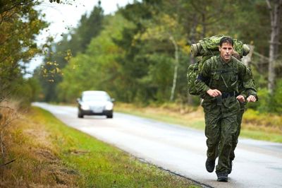 Klaus Svendsen fra Herning deltager i den nye sæson af »Korpset« på TV 2 - en militærsimulation med dertilhørende fysiske øvelser og sparsomt med mad: - Du finder i hvert fald ud af, hvad dåsetun og boullionterninger er, siger han. Foto: PR-foto PR
