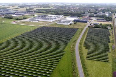 Solcelleanlæg er ikke fremmede for lokalbefolkningen i og omkring Vildbjerg. De seneste år er to nye anlæg på Røddinglundvej og Vildbjergvej taget i brug. Foto: Tom Laursen
