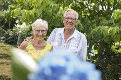 For et år siden blev Gerda og Niels Braad portrætteret til Folkebladet i anledning af parrets diamantbryllup. På parrets 61-årsbryllupsdag sov Niels Braad stille ind. Foto: Tom Laursen