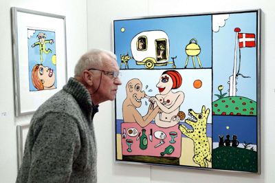 Galleri Nørballe viser malerier af Troels Trier - her ses et par af dem ved Art Herning. Foto: Tom Laursen