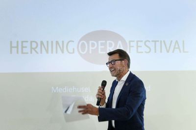 Helge Sander opfordrer politikerne på Christiansborg til at være mere klare i mælet omkring næste fase af genåbningen. Foto: Flemming Hansen