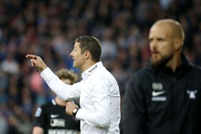 Brian Priske har mange muligheder, når han skal sætte holdet til søndagens udekamp mod Lyngby. Foto: Tom Laursen