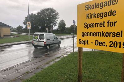 Skolegade bliver gravet op i dette efterår. Arbejdet begynder om en uges tid. Frem til nytår arbejdes mellem Østergade og Danmarksgade. Foto: Henrik Lind Jørgensen