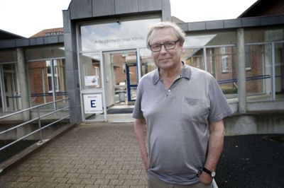 Johan Hviid Andersen er professor og overlæge på Arbejdsmedicin i Herning. Han er samtidig forskningsleder på den arbejdsmedicinske klinik, hvor man også har forsket i arbejdsmiljø. Foto: Flemming Hansen
