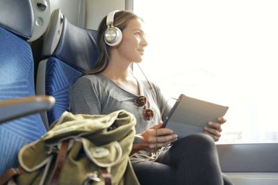 Danske unge bør i højere grad benytte sig af muligheden for at læse et semester i udlandet ligesom de unge i Finland og Sverige gør det. Modelfoto: Adobe Stock
