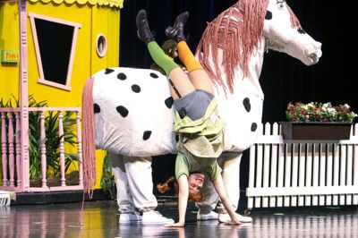 Pippi Langstrømpe har før lagt vejen forbi Herning - her et billede fra forestillingen i 2019. Foto: PR-foto