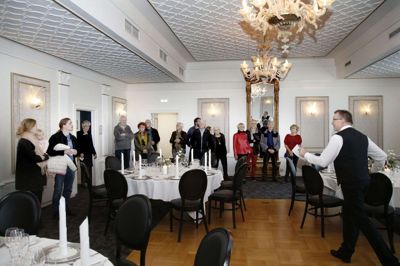 Ambassadeursalen er stort set intakt i sit udseende, men alt andet er blevet gennemrenoveret de seneste syv-otte år, forklarede inspektør Jimmi Nielsen, der i dag er en del af det firkløver, som står for den daglige ledelse af Hotel Eyde. FOTO: HENRIK OLE JENSEN