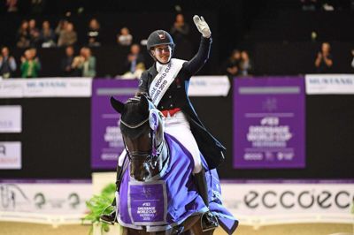 Danske Cathrine Dufour og vallaken Bohemian dansede sig til en triumferende sejr i FEI Dressage World Cup i Herning. Foto: Ridehesten.com